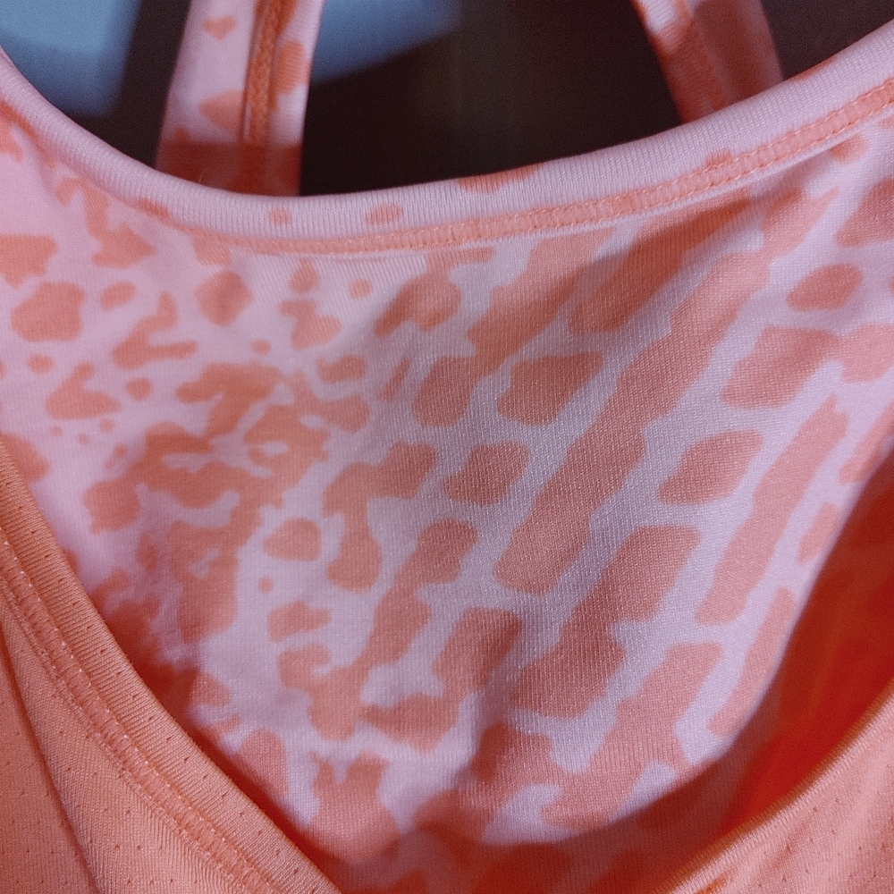 2/$40 Coral Calvin Klein tank - Picture 4 of 8